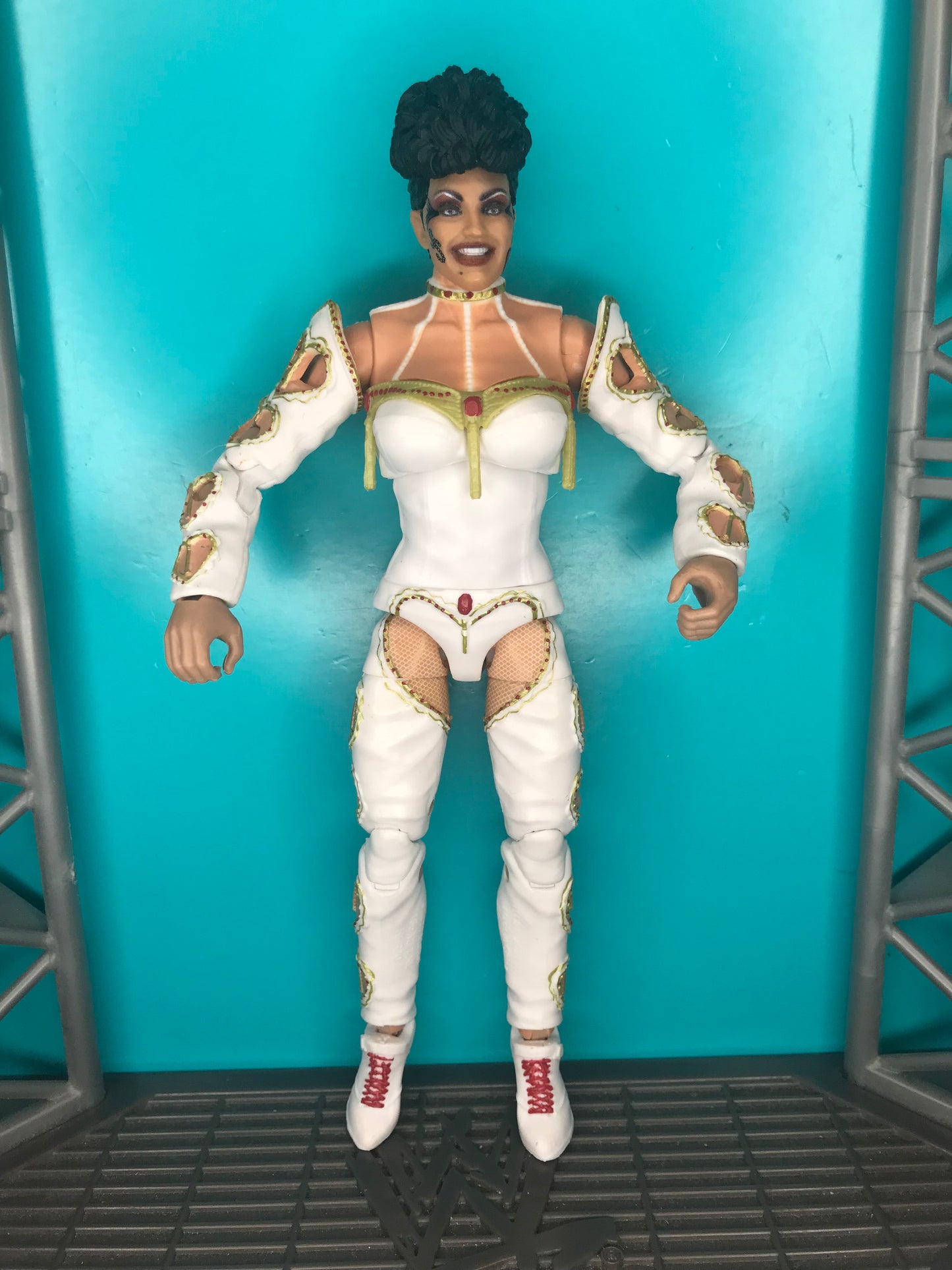Sensational Sherri