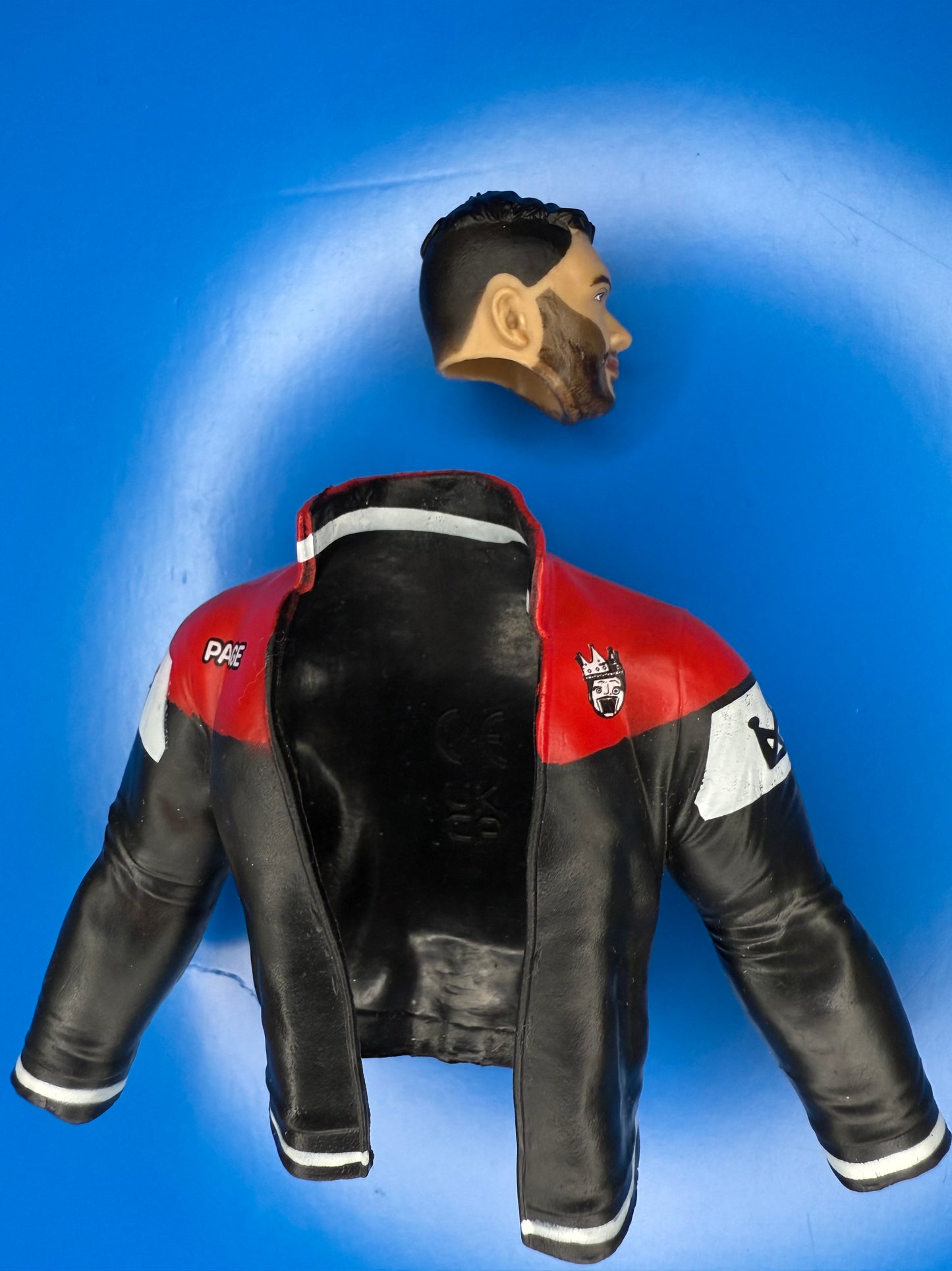 Accessories Jacket + Head Ethan Page