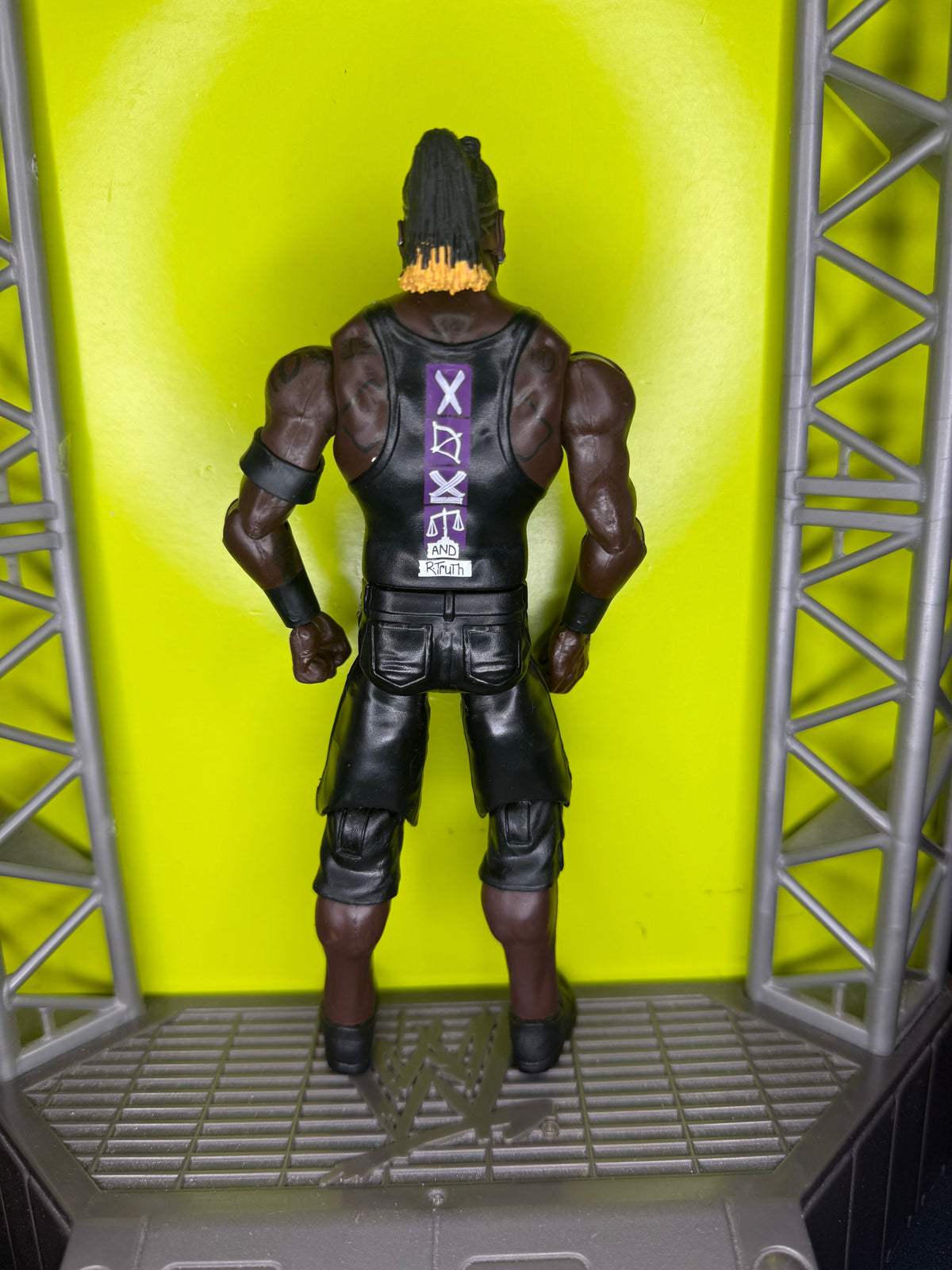 R-Truth
