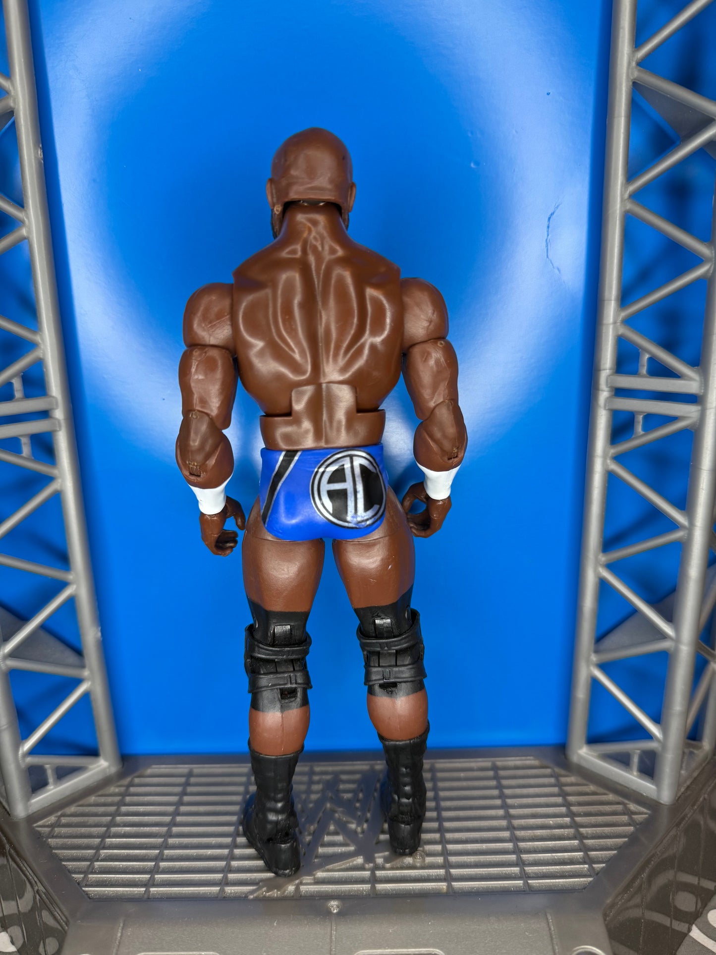 Apollo Crews