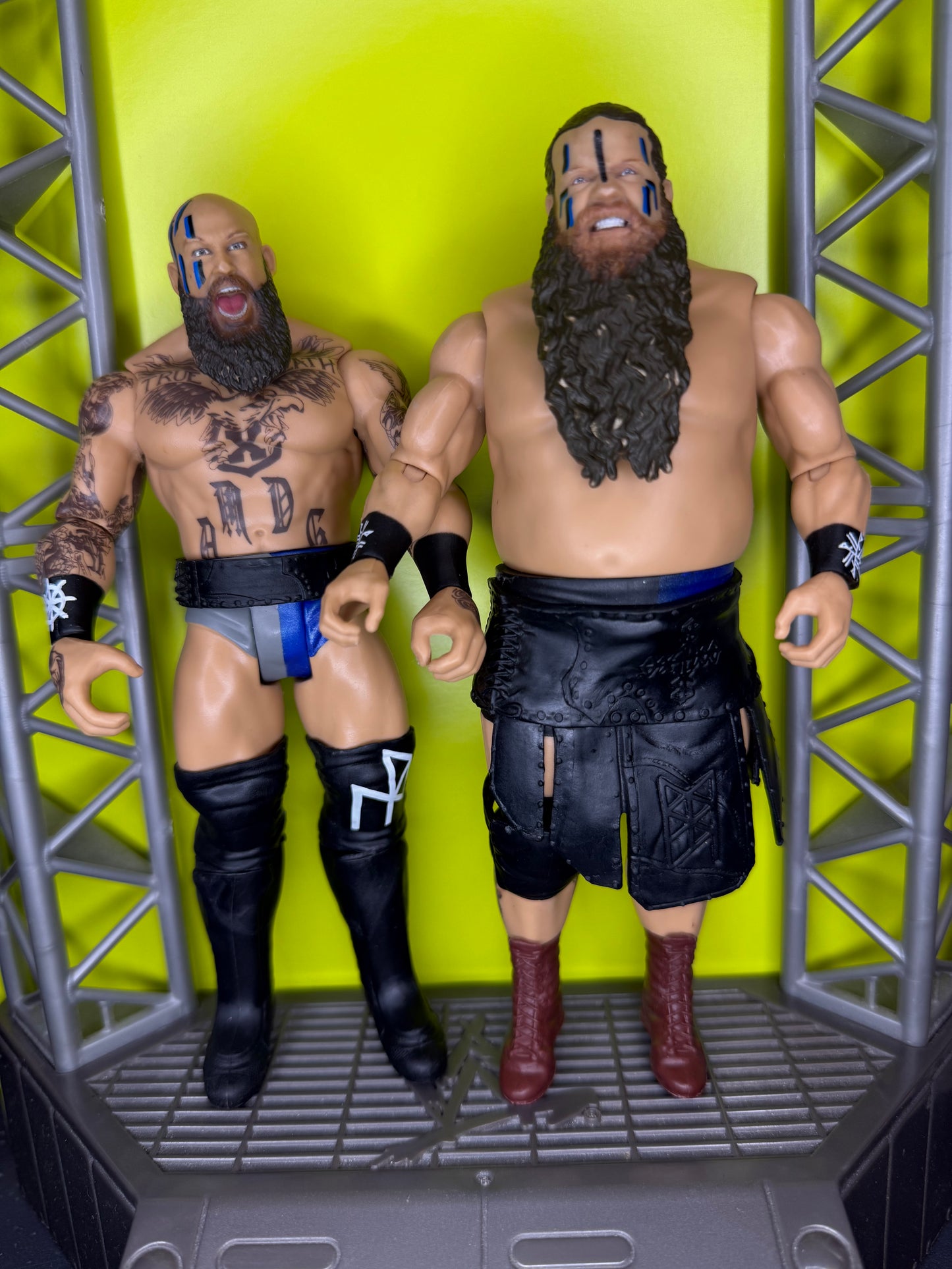 Viking War Raiders