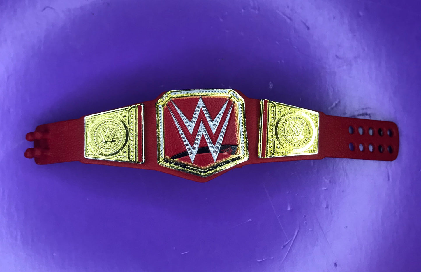 Figure Belt Universal Heavyweight Championship