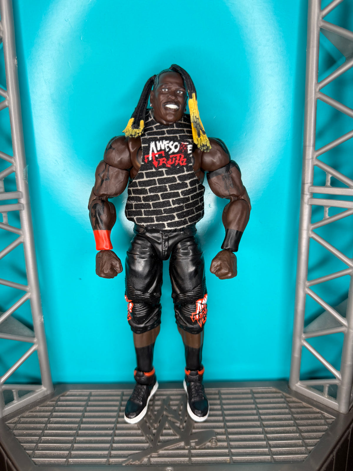 R-Truth
