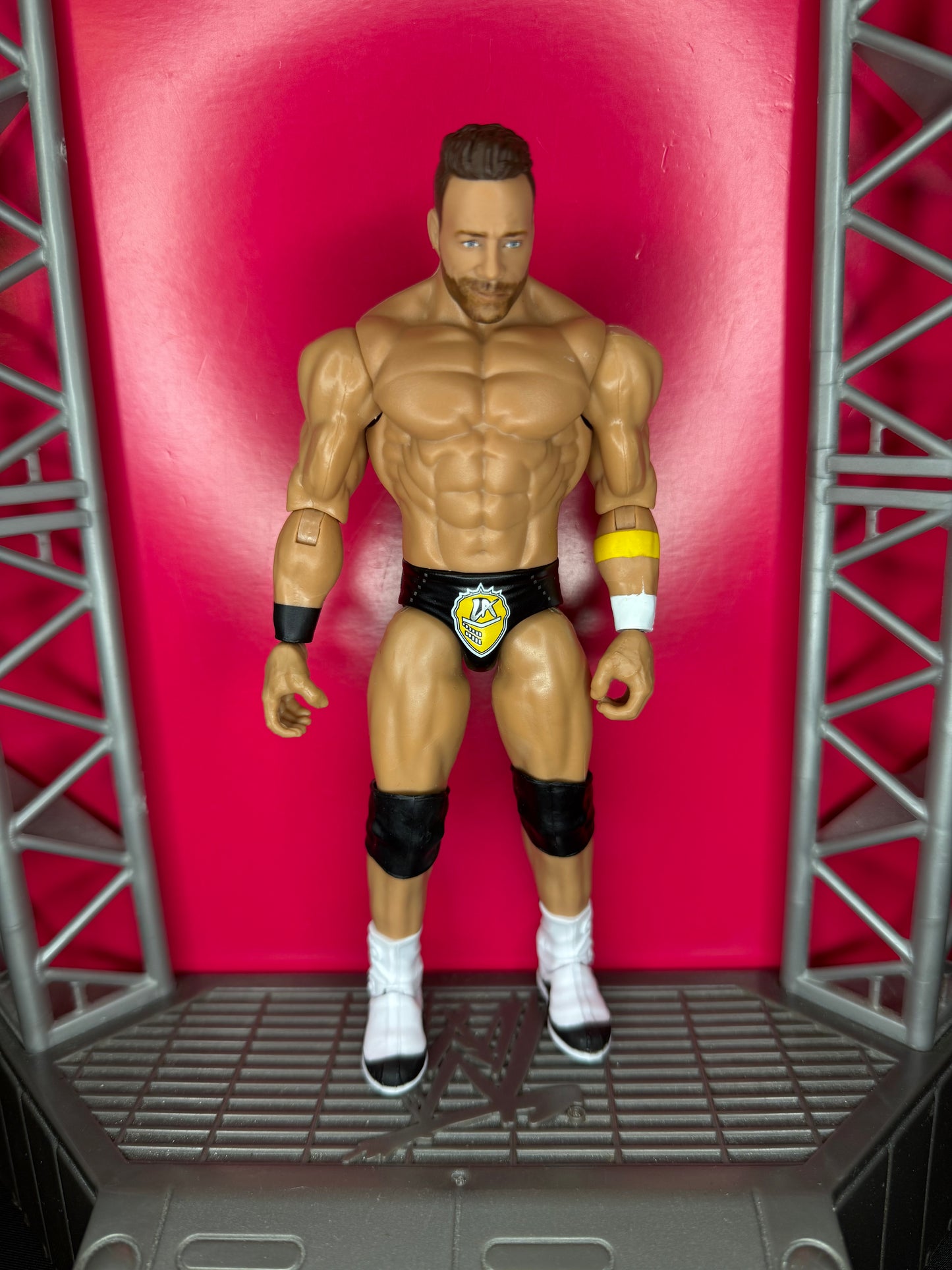 LA Knight