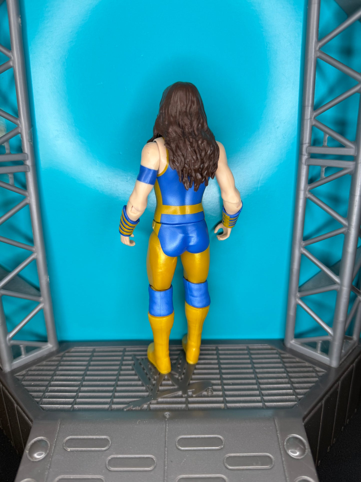Nikki Cross